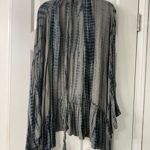 Free People Women's Blue and Gray kimono top with tie closure (removable) m/l